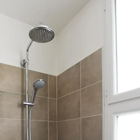 Apartment Very Bright 47 M Nest In 20th *