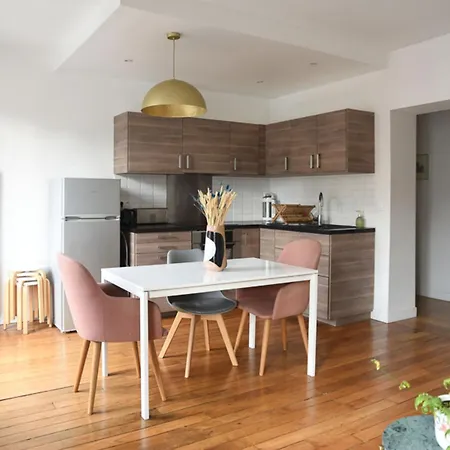 Apartment Very Bright 47 M Nest In 20th